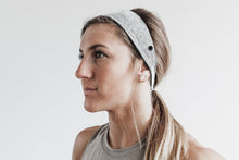 Load image into Gallery viewer, BUTTON HEADBAND